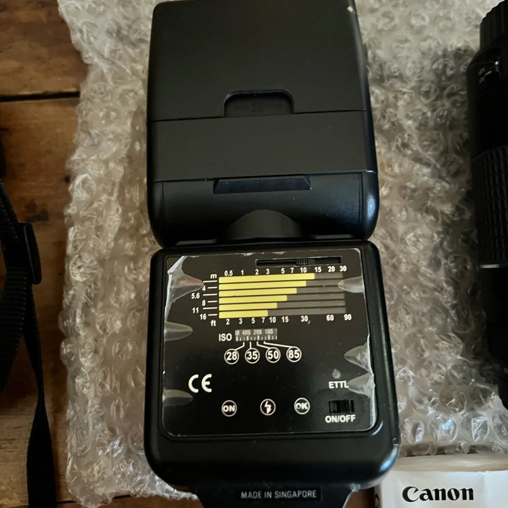 Canon EOS Rebel XTI